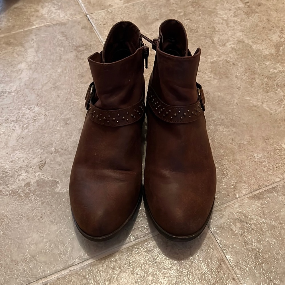 a.n.a. Booties size 7 1/2